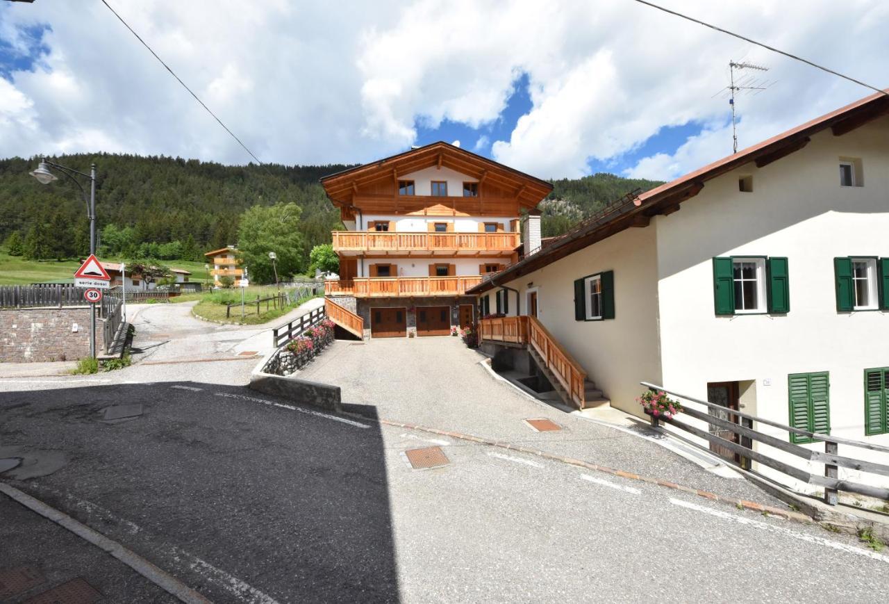 Apartamento Casa Dorich Pozza di Fassa Exterior foto