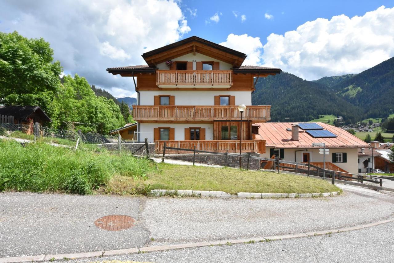 Apartamento Casa Dorich Pozza di Fassa Exterior foto