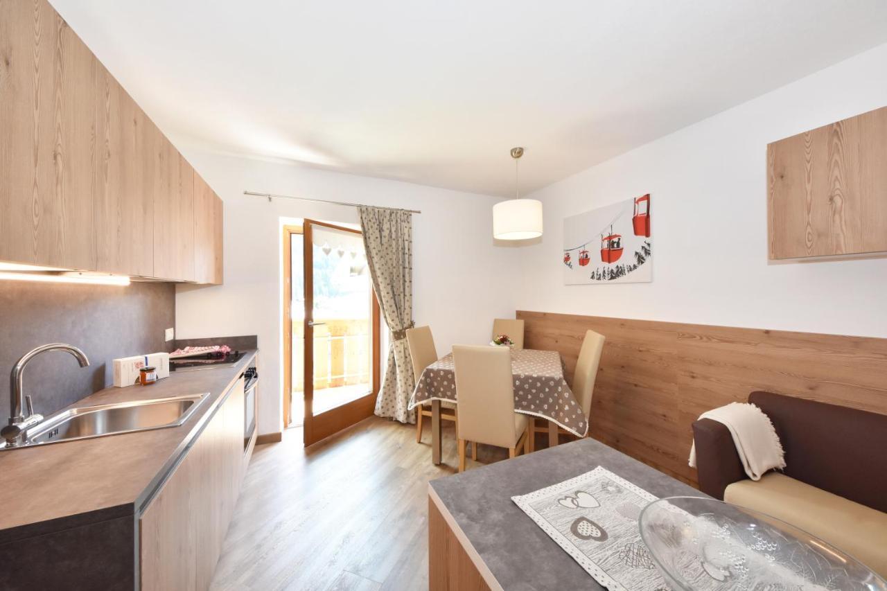 Apartamento Casa Dorich Pozza di Fassa Exterior foto