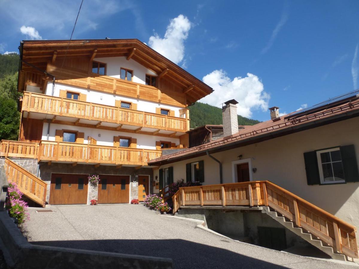 Apartamento Casa Dorich Pozza di Fassa Exterior foto